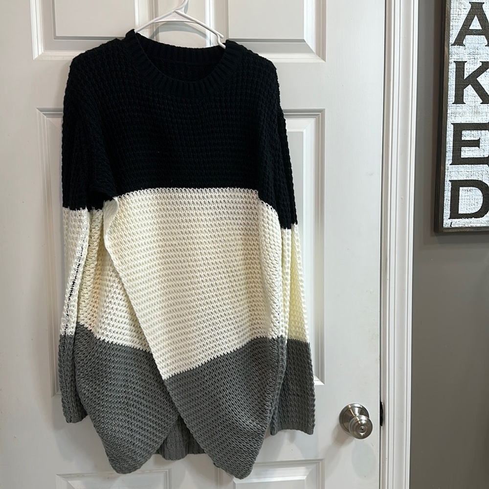 Women’s Knit Tunic Sweater